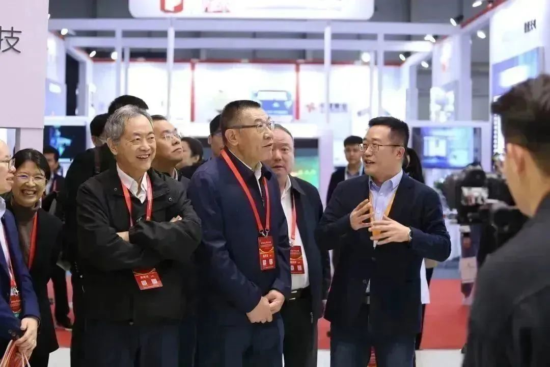 微信图片_20230428105942.jpg 微信图片_20230428105942.jpg