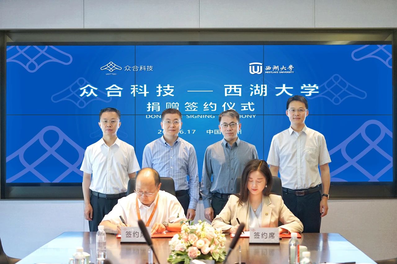 6388584196449089989301878