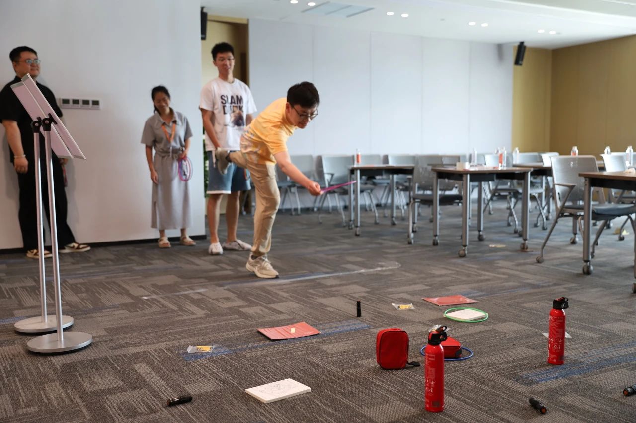 6388637465292794173646482